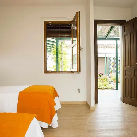 Couette-café Masia Aitona 3*