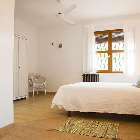 Masia Aitona 3* Vall dʼAlba