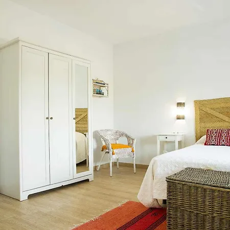 Bed and breakfast Masía Aitona Tu Rincón Mediterráneo Vall dʼAlba