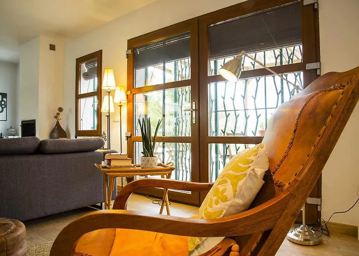 Masia Aitona 4* Vall dʼAlba